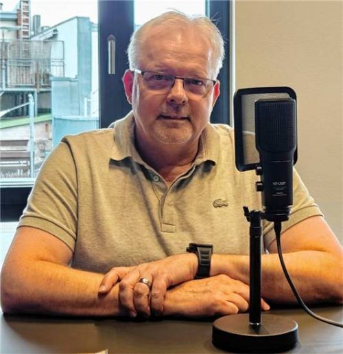 Starbulls-Trainer Jari Pasanen ist in der neuen Folge von „Hart gecheckt“ zu Gast.Foto Obermaier