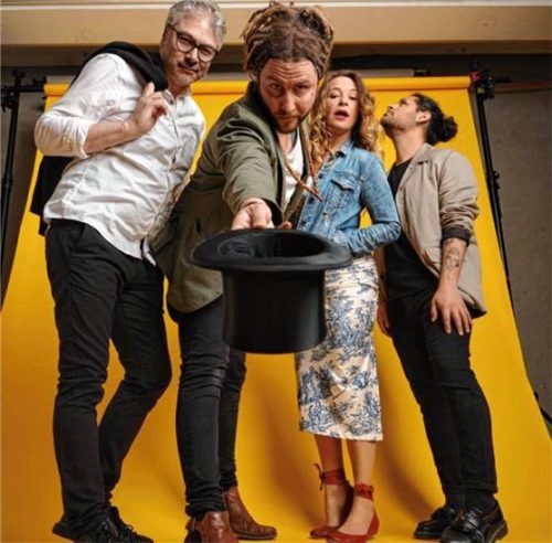 Vor dem Auftritt beim Oktoberfest kommt „LIAB“ zum Aufwärmen nach Kolbermoor. Foto Gordon