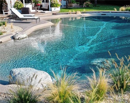 Wellness-Oase im eigenen Garten: mit einem Pool von GaLa-Bau Schlosser.