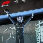 Russell siegt, Verstappen hängt McLaren ab