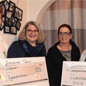 Spende für die Kinderkrebshilfe und das Jugendrotkreuz