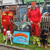 Kindergartenkinder spenden für Hundestaffel