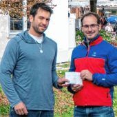 Unterwössner Nachbarschaft spendet für Bergwacht
