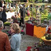 Isener Gartlermarkt trotzt dem wechselhaften Wetter
