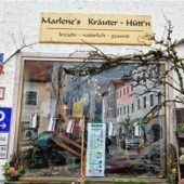 Die Kräuterhexe und ihre Essenzen
