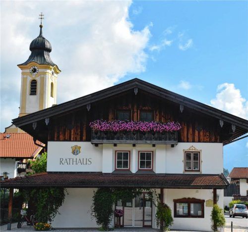 Aus dem Rathaus kamen die neuesten Zahlen aus dem Finanzwesen. Foto wunderlich