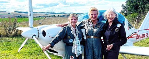 Beim Pilotinnentreffen in Österreich dabei waren (von links) Ingrid Hopman aus Deutschland, Brigitte Gaal aus Österreich und Diana Ferrero-Holland aus der Schweiz. Foto  Hötzelsperger