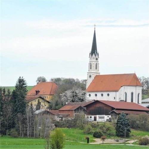 Blick auf die Gemeinde Kirchdorf.Foto re