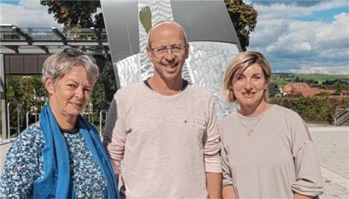 Das neue Schulleitungsteam: (von links) Verwaltungsangestellte Gabi Bacher, Konrektor Matthias Pongratz, Rektorin Ulrike Zehentmaier. Foto meindl