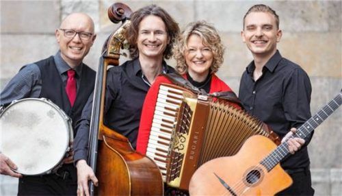 Das Orchestra Mondo: (von links) Stefan Baldauf, Dennis Wendel, Anja Baldauf und Raffael Müller. Foto Christoph Mittermüller