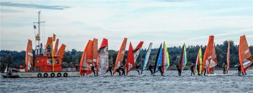 Das Startfeld der internationalen Bavarian Masters auf dem Chiemsee.Foto re