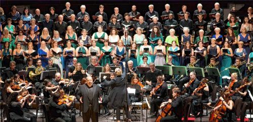 Der Festivalchor der Akademie Immling im Einsatz.Foto Verena von Kerssenbrock