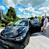 Mit großem Familienfest startet neues Kapitel der Mobilität