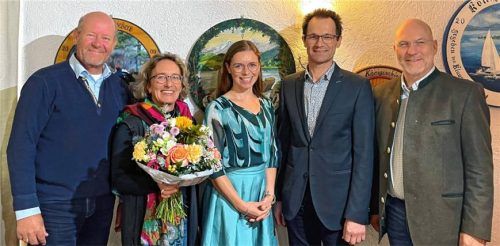 Der neue Vorstand: (von links) Stefan Brence, Christine Knoll, die neue Vorsitzende Caroline Deinert und Michael Weber mit BDS-Bezirksgeschäftsführer Christian Klotz.