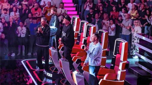 Die Coaches (von links) Michi Beck, Rea Garvey, Smudo und Nico Santos in der Musikshow „The Voice of Germany“. Foto dpa