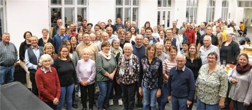 Die ehrenamtlichen Helfer und Helferinnen der Neumarkt-St. Veiter Kirchengemeinde.