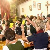 Chiemgauer Trachtler bereiten Festivität zum 100-jährigen Bestehen vor