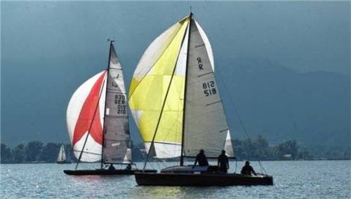 Die Holzboote hatten auf dem Chiemsee wenig Wind. Foto re
