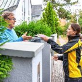 Später Post „als ein Dorf in Kenia“