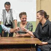 Schlitzohrige Komödie steht kurz vor der Premiere