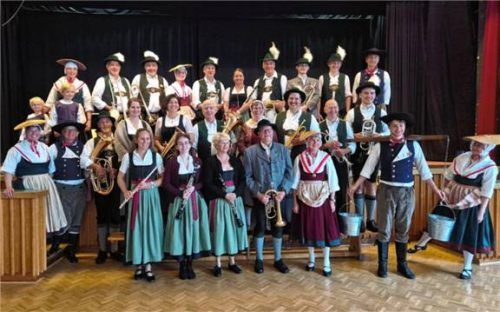 Die Stadtkapelle Kolbermoor freute sich über eine erlebnisreiche Reise nach Hamburg. Foto RE