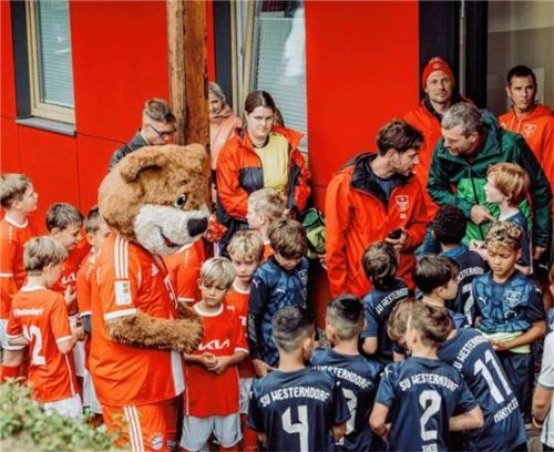 Die Stimmung rund um das Turnier war prächtig.Foto Bürger