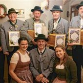 Programmvorstellung und Harfenspiel