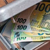 Trickdieb-Alarm in Traunstein – Polizei mit eindringlicher Warnung