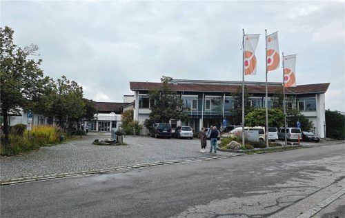 Gibt es Hoffnung für den Erhalt der „Jerwa“-Station? Zumindest gibt es Gespräche. Foto Ammelburger