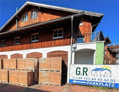 GR Solartechnik realisiert Solarprojekte für Privatkunden, Gewerbe und Großhandel.