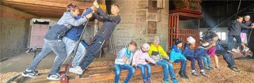 Hoch hinaus ging es mit viel Schwung auf der mächtigen Kirtahutschn.Foto richterstetter