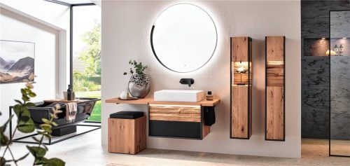 Im Bad sollten Waschtische, Konsolen, Unterschränke, Regale oder Spiegelschränke möglichst wasserfest, temperaturbeständig und pflegeleicht sein.