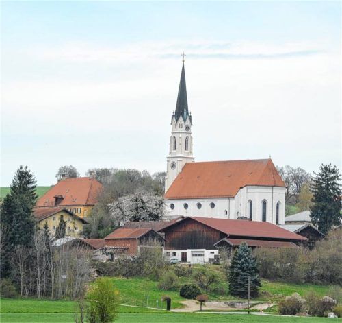 Im beschaulichen Kirchdorf wird die Aufstellungsversammlung der FWG Kirchdorf am Donnerstag mit Spannung erwartet, denn gleich zwei Kandidaten wollen für die FWG das Bürgermeisteramt holen. Fotos RE