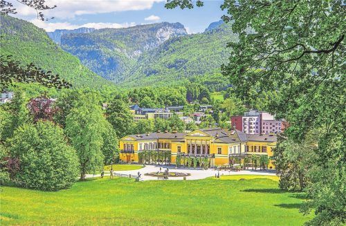 Im Kaiservilla-Park ging Sisi viel spazieren. Fotos Imago/Rudolf Gigler/Imagebroker, Hotel Grand Elisabeth, Panthermedia, Tourismus Bad Ischl/Katrin Kerschbaumer