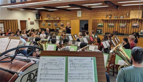 Jeden Donnerstag ist Probenabend für das große Orchester der Stadtkapelle.Foto burlefinger