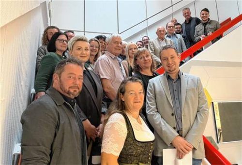 „Langjährige Mitarbeiterinnen und Mitarbeiter sind das Fundament unseres Erfolgs“, betont die Geschäftsführung des Hagebaumarkt Schneider, die sich bei den Jubilaren bedankte.