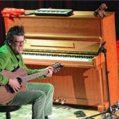 Der fast nicht böse Mann am Klavier