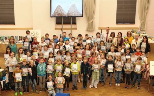 Mehr als 130 Kinder haben während der Sommerferien knapp 1500 Bücher gelesen. Foto re