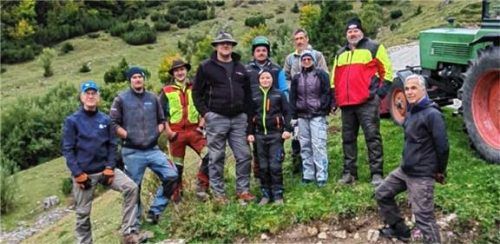 Ohne den Einsatz der Helfer würde der Lebensraum komplett zuwachsen. Foto Wunderlich