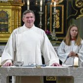 <p>Robert Hintereder, Fachbereichsleiter Tourismusseelsorge der Erzdiözese München/Freising, zelebrierte den Festgottesdienst. Fotos bachmaier</p>