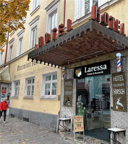 Seit einigen Tagen hat der Friseursalon „Laressa“ im „Goldenen Hirsch“ ein Zuhause auf Zeit gefunden. Foto Heise