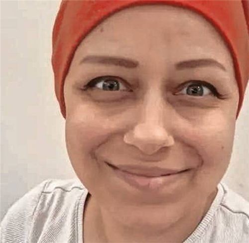 Tapfere Kämpferin gegen den Krebs: Angela Dittler muss anstrengende Chemotherapien über sich ergehen lassen. Inzwischen schon der 13. Zyklus in nur einem Jahr. Die Welle der Solidarität für die sympathische Tögingerin ist enorm. Foto privat