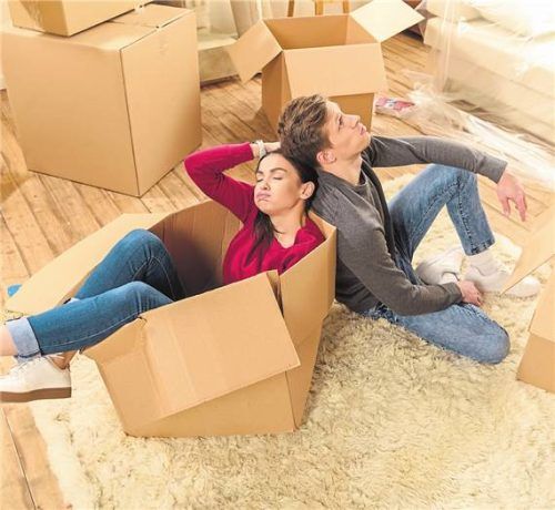 Umziehen kann teuer werden. Foto Smarterpix/TarasMalyarevich