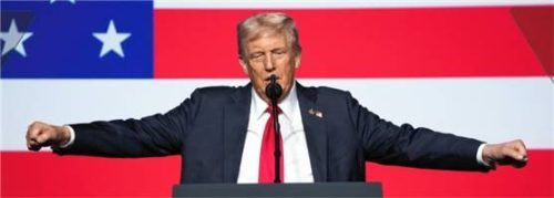 US-Präsident Donald Trump spricht in der Marine Corps Base Quantico. dpa