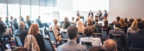 Wer seinen Nachlass frühzeitig und fundiert regeln will, profitiert vom Rat der Experten beim OVB EXPERTENFORUM „Erben und Vererben“.Fotos Adobestock