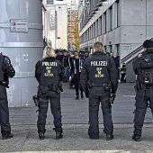 Polizei stoppt Randalierer