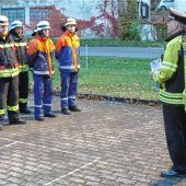 Drei Gruppen der Feuerwehr Kraiburg legen ihre Leistungsprüfung ab