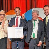 Goldene Bürgermedaille vergeben