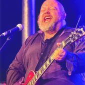 Gitarre, Stimme und Leidenschaft