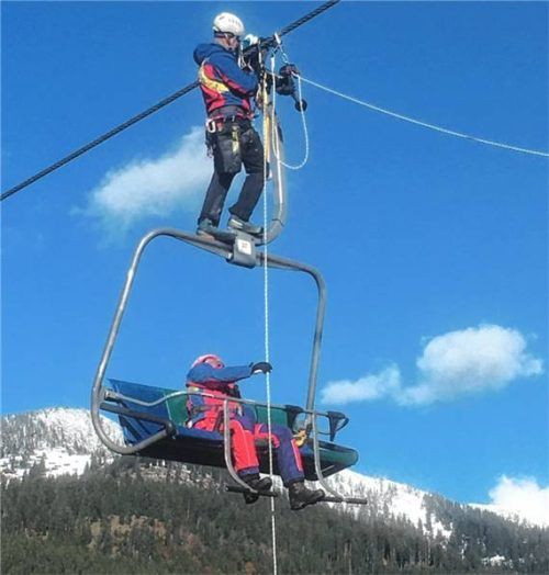 Bergeübung: Sicher und schnell handeln. Foto hauser